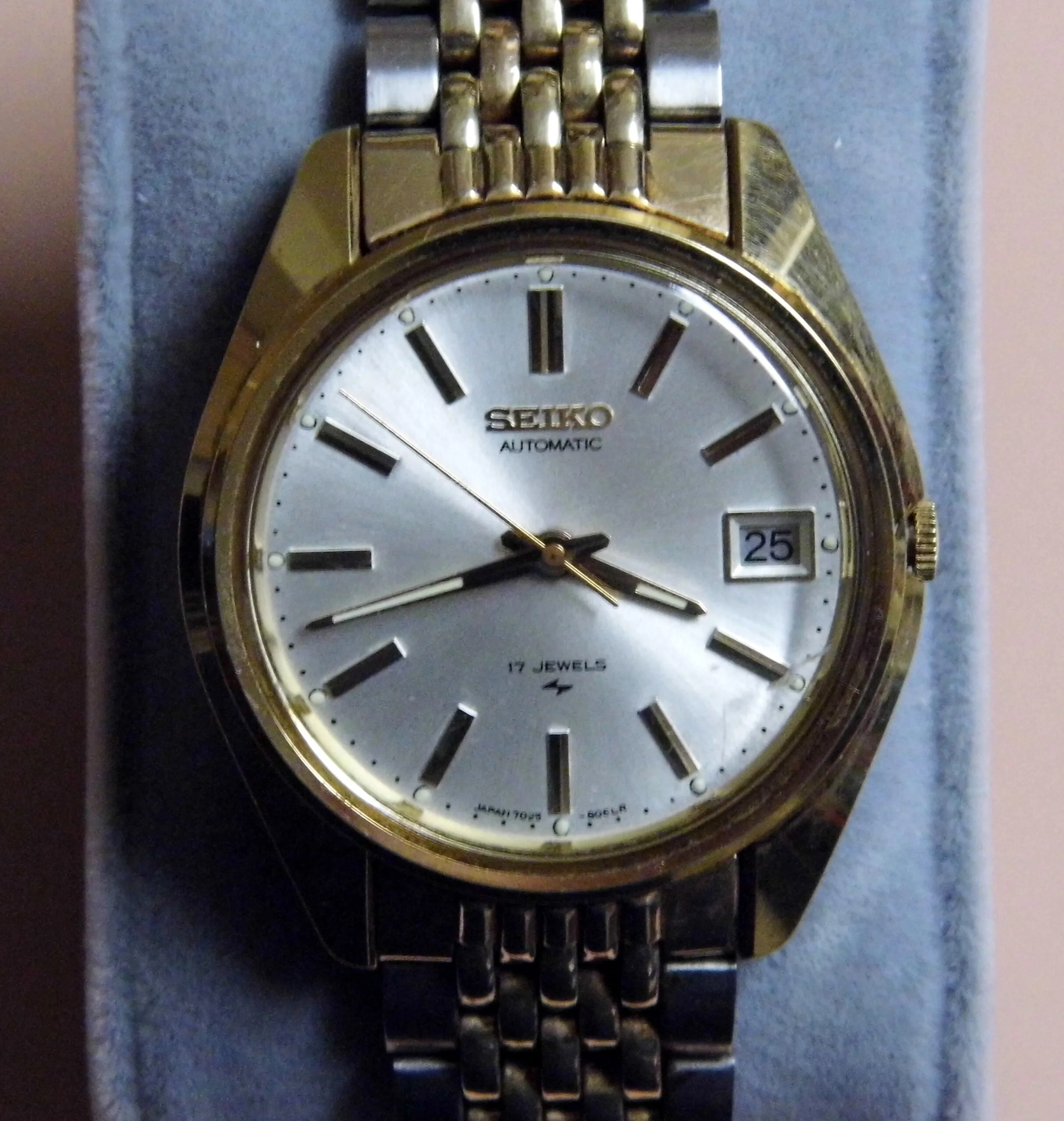 Seiko automatic wristwatch dial with day and date windows
